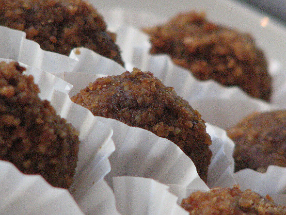 Brigadeiro de farinheiras, do Tombalobos, em Leiria (Foto Pedro Mello e Souza)