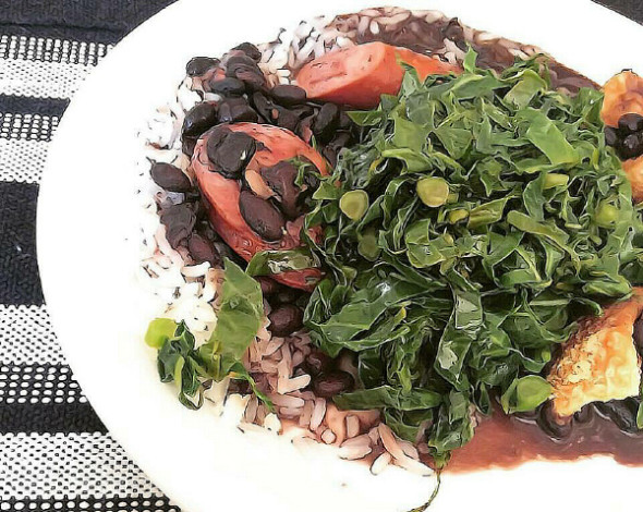 Feijoada da Casa da Feijoada. Os filtros foram usados para deixar o prato menos mórbido e repelente do que foi de fato. (Foto Pedro Mello e Souza)