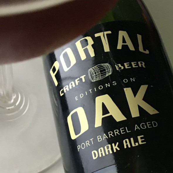 T - Copos - Cervejas - PORT - Portal Oak Port Barrel Aged 04 Dark Ale (Foto Pedro Mello e Souza)